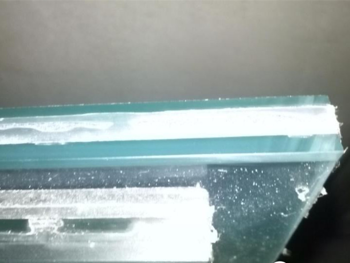 夹胶玻璃规格有哪些？下面介绍夹胶玻璃的清洁与保养(图1)
